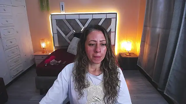 miss hanna07 online show from 02/25/25, 12:34