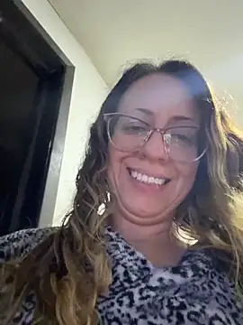 miss hanna07 online show from 10/26/25, 01:11