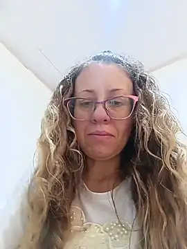 miss hanna07 online show from 11/23/25, 06:08