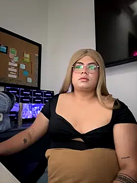 Tom Silver   online show from 11/12/25, 10:09