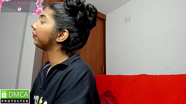 Snapshot of jasmine_bunny_ chatting on 02/15/25, 04:25 jasmine bunny  online show from 02/15/25, 04:25