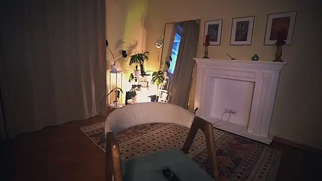 Leona Mell online show from 01/05/25, 02:38