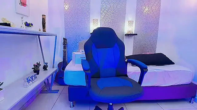 ciara connor online show from 02/24/25, 06:38