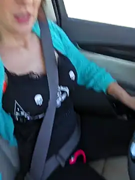 Snapshot of MissyRoulette chatting on 03/06/25, 08:05 MissyRoulette online show from 03/06/25, 08:05