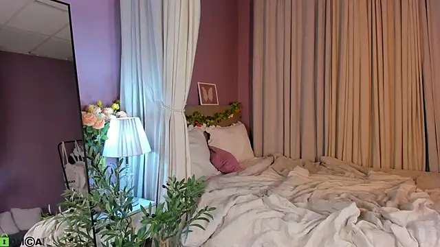 Dearly Emily online show from 07/21/26, 05:26