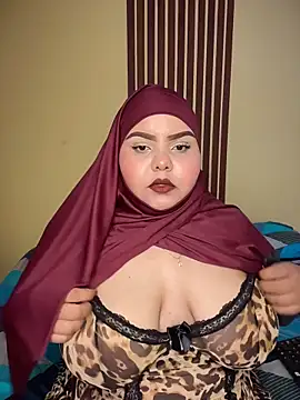  Shara Handal  online show from 03/05/26, 06:53