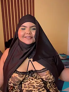  Shara Handal  online show from 05/10/26, 11:37