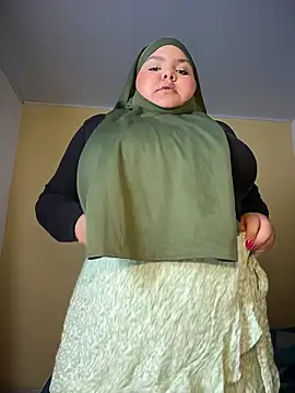  Shara Handal  online show from 07/15/26, 08:52