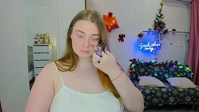 Demure Smile online show from 12/04/24, 05:38