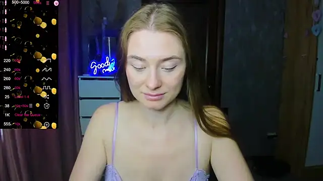 Demure Smile online show from 09/23/25, 11:24