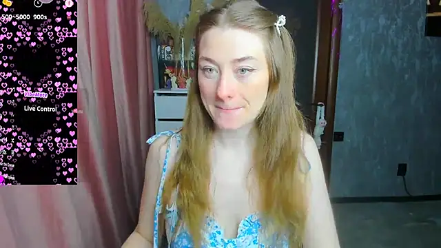 Demure Smile online show from 02/16/26, 03:46