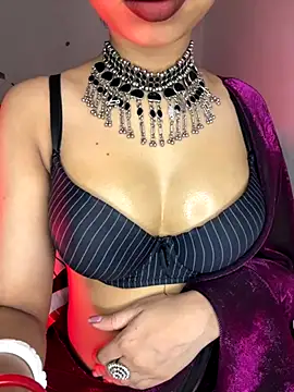 Hot-sexy222 online show from 11/08/25, 12:55