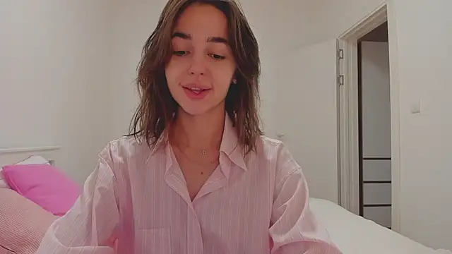 JudyAngil online show from 11/11/25, 06:13