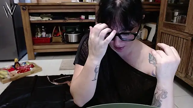 Mistress Wonder online show from 05/01/26, 02:21