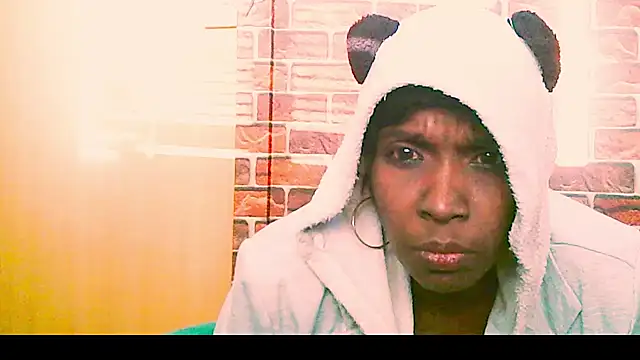 Fuckable Nasty MILF online show from 07/03/26, 05:36