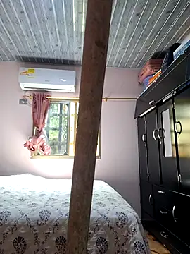 sexy-latin10 online show from 12/05/25, 02:14