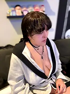 ThicBunz online show from 10/26/25, 03:51