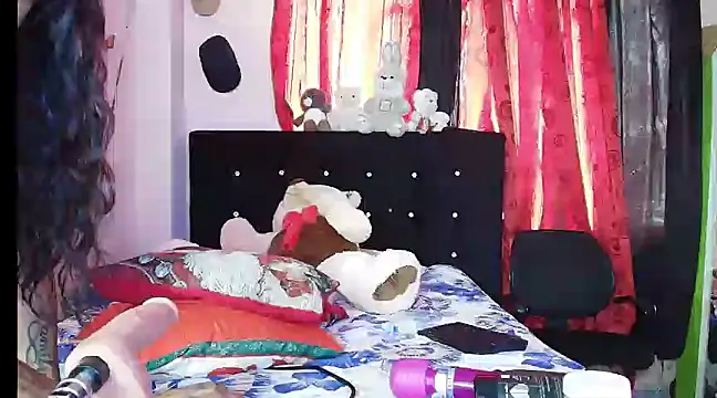 Hotnia69 online show from 12/06/24, 04:06