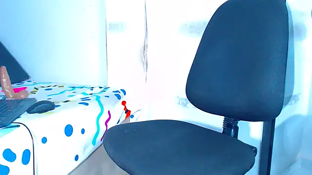 Megaanfox online show from 12/04/24, 10:08