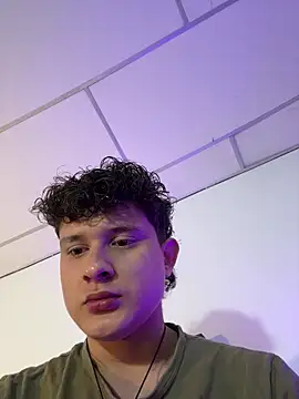 Nathan Bluee online show from 10/30/25, 03:02