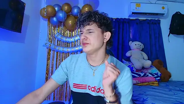 Nathan Bluee online show from 03/21/26, 06:11