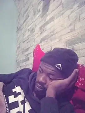 Snapshot of DigCrok chatting on 07/23/26, 01:58 DigCrok online show from 07/23/26, 01:58