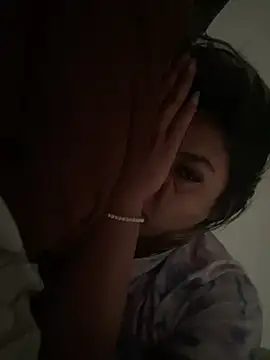 Snapshot of Khalyk_G chatting on 02/13/25, 12:54 Khalyk G online show from 02/13/25, 12:54