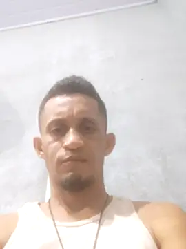 Snapshot of dotado20robson chatting on 10/31/25, 11:50 dotado20robson online show from 10/31/25, 11:50