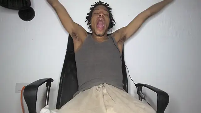 Skinnyblackman online show from 06/17/26, 12:46