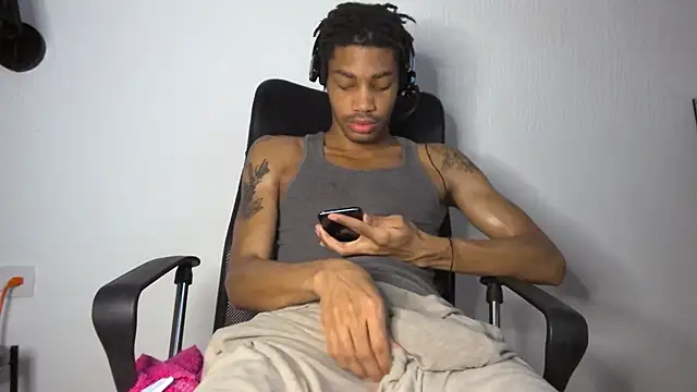 Skinnyblackman online show from 07/04/26, 02:40