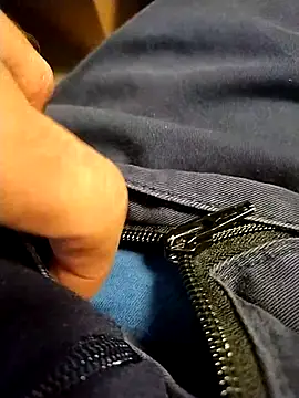 Snapshot of Meriozoro chatting on 11/18/25, 03:38 Meriozoro online show from 11/18/25, 03:38