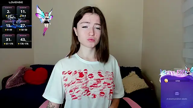 Snapshot of Luxuryalma chatting on 01/06/25, 06:25 Luxuryalma online show from 01/06/25, 06:25