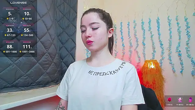 Luxuryalma online show from 03/29/26, 05:40