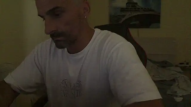 Snapshot of amydamarw chatting on 06/30/26, 08:59 amydamarw online show from 06/30/26, 08:59