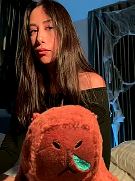 Sophiehii online show from 11/04/25, 04:50