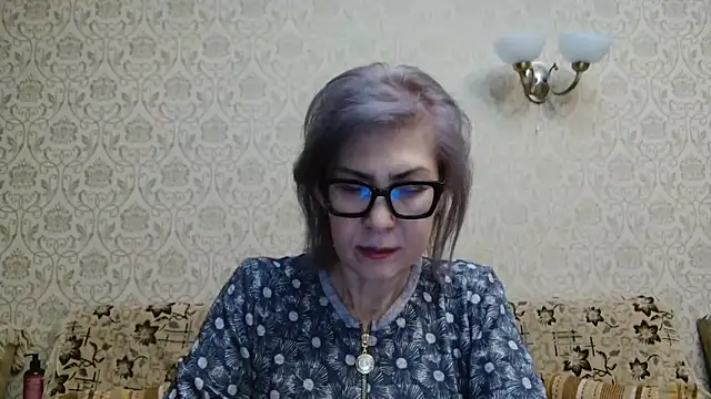 Elegant00Lady online show from 10/07/25, 05:10