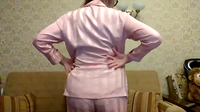 Elegant00Lady online show from 03/10/26, 05:40