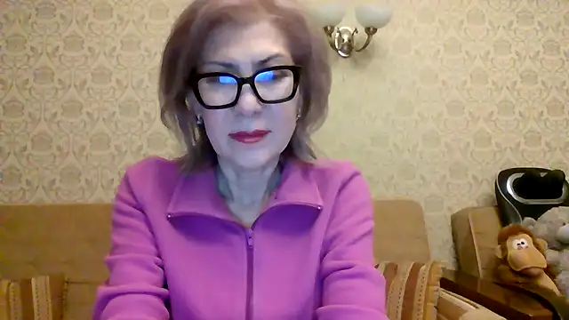 Snapshot of Elegant00Lady chatting on 05/17/26, 05:20 Elegant00Lady online show from 05/17/26, 05:20