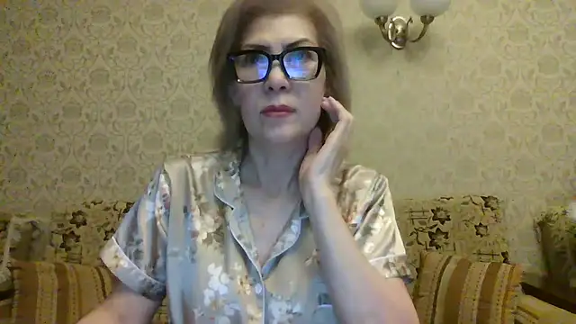 Snapshot of Elegant00Lady chatting on 07/19/26, 06:00 Elegant00Lady online show from 07/19/26, 06:00