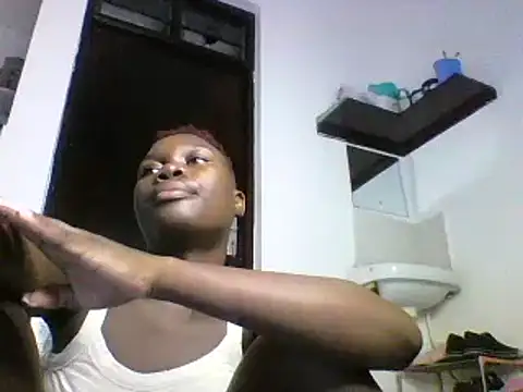 sexyqueen02 online show from 01/06/25, 01:41