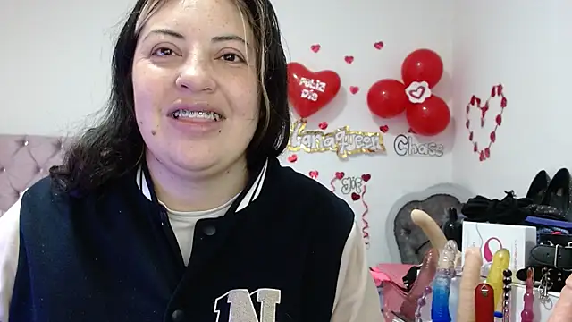 lanaqueen699 online show from 03/19/25, 12:12
