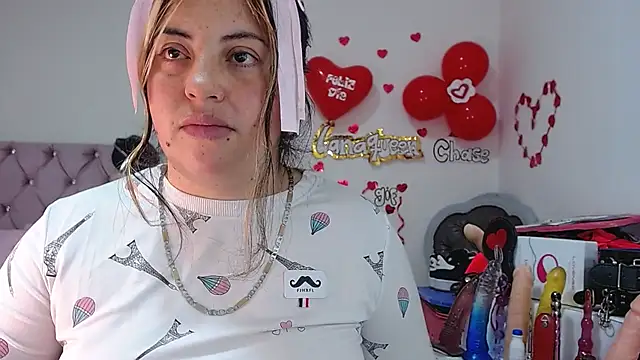 lanaqueen699 online show from 03/21/25, 06:29