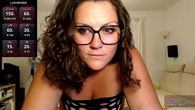 Snapshot of vagina02cam chatting on 07/16/26, 11:33 vagina02cam online show from 07/16/26, 11:33