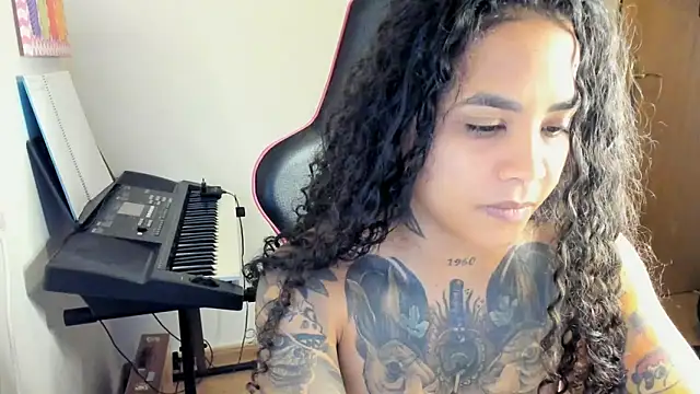 Ama music online show from 10/15/25, 10:04