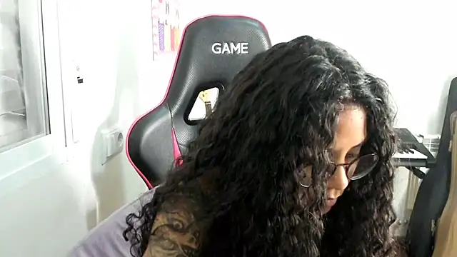 Ama music online show from 04/19/26, 04:39