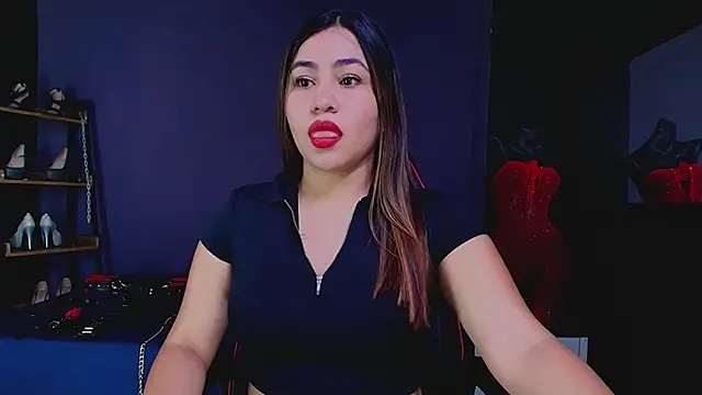 Snapshot of AmorMia chatting on 01/13/25, 07:31 AmorMia online show from 01/13/25, 07:31