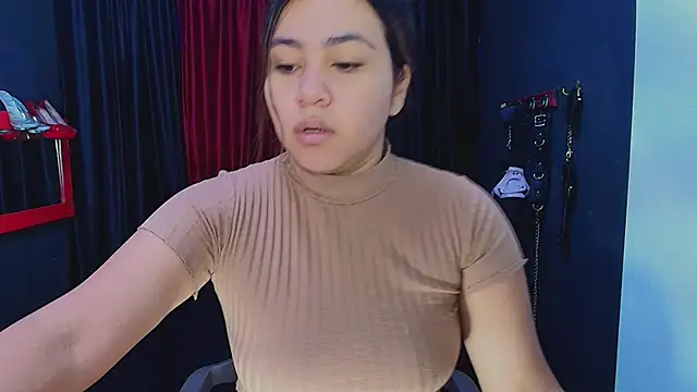 Snapshot of AmorMia chatting on 01/23/25, 12:19 AmorMia online show from 01/23/25, 12:19