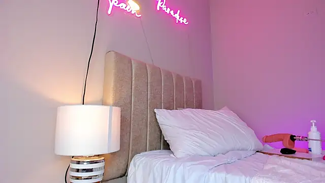  angela x online show from 01/13/25, 09:09