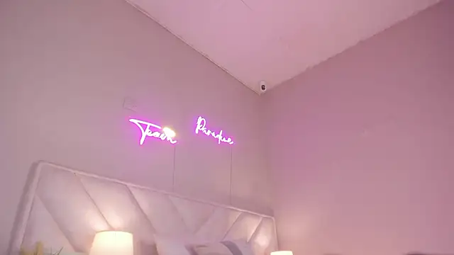  angela x online show from 01/17/26, 11:37