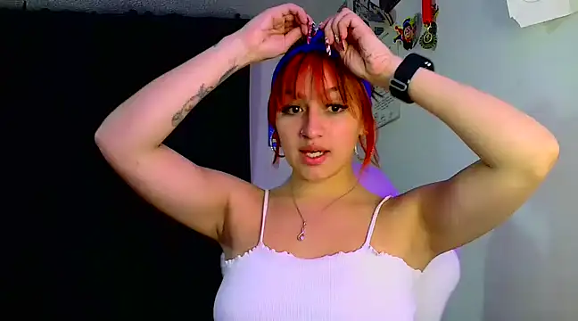 lucycherry   online show from 02/04/25, 03:00